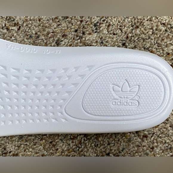 Yeezy Boost 350 V2 Butter 11 Deadstock NWT - Picture 12 of 13